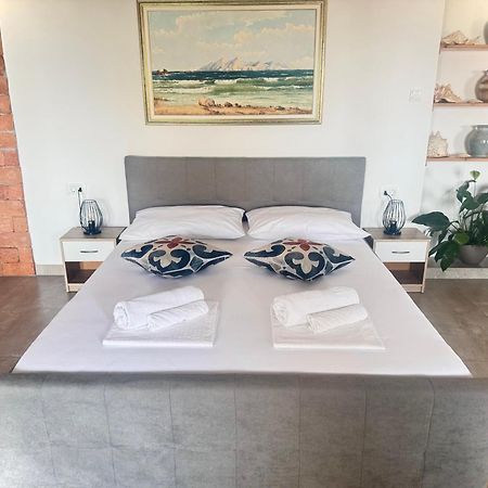 Apartments Maro Сень Екстер'єр фото