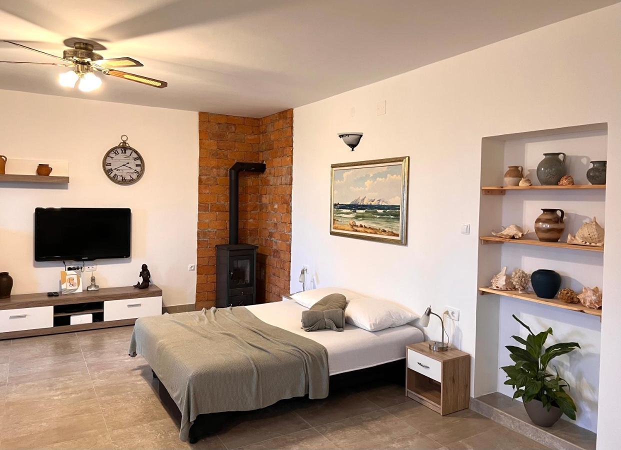 Apartments Maro Сень Екстер'єр фото