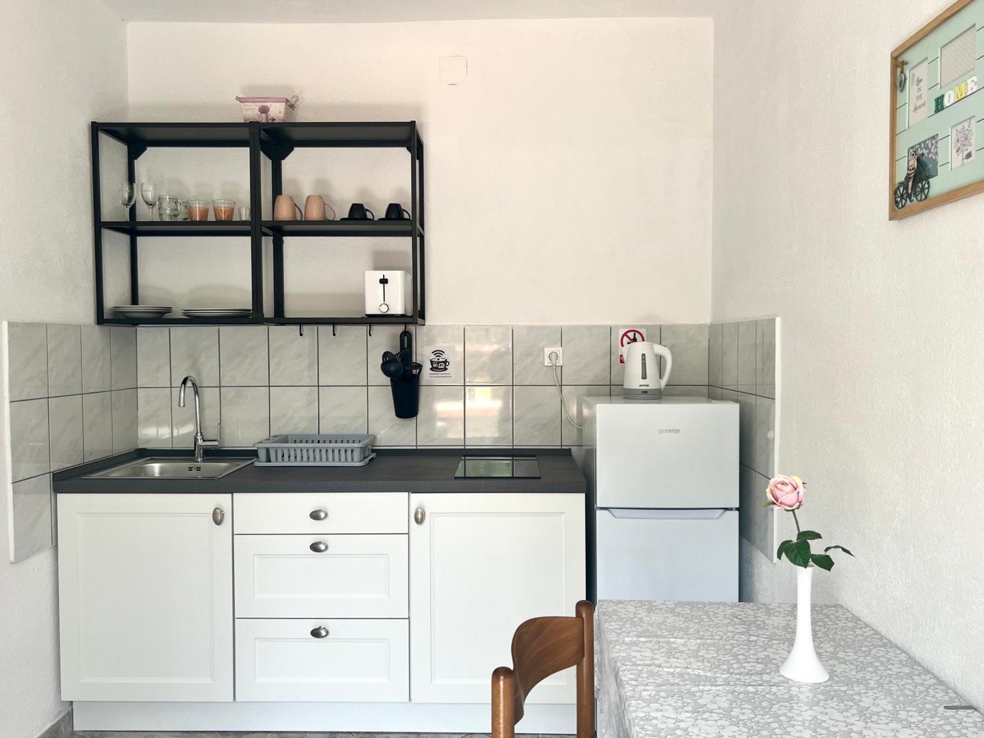 Apartments Maro Сень Екстер'єр фото